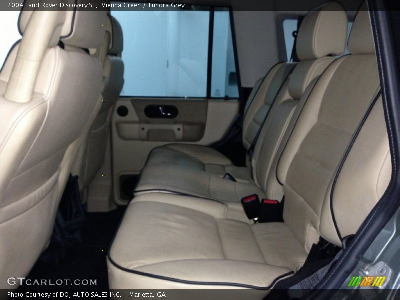 Vienna Green / Tundra Grey 2004 Land Rover Discovery SE