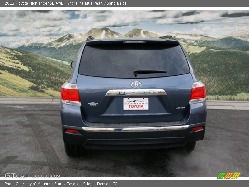 Shoreline Blue Pearl / Sand Beige 2013 Toyota Highlander SE 4WD