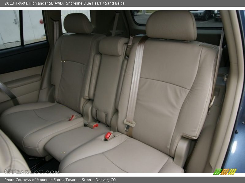 Shoreline Blue Pearl / Sand Beige 2013 Toyota Highlander SE 4WD