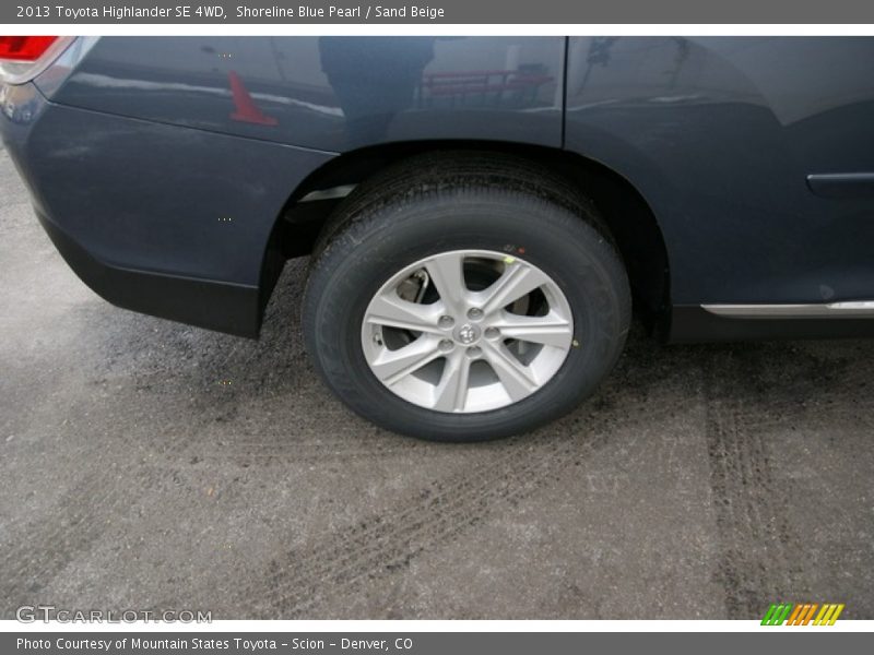 Shoreline Blue Pearl / Sand Beige 2013 Toyota Highlander SE 4WD