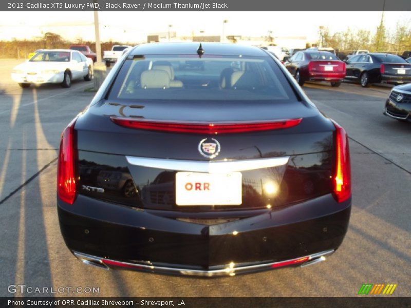 Black Raven / Medium Titanium/Jet Black 2013 Cadillac XTS Luxury FWD