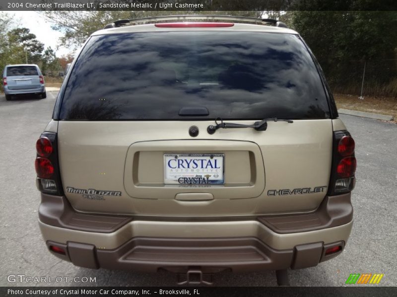 Sandstone Metallic / Light Cashmere 2004 Chevrolet TrailBlazer LT