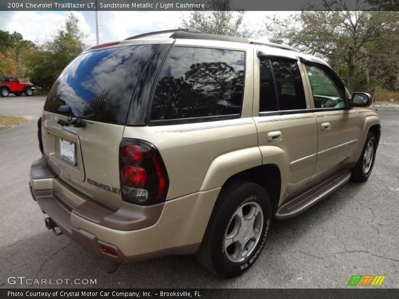 Sandstone Metallic / Light Cashmere 2004 Chevrolet TrailBlazer LT