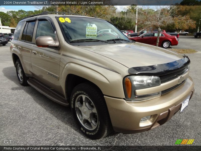 Sandstone Metallic / Light Cashmere 2004 Chevrolet TrailBlazer LT