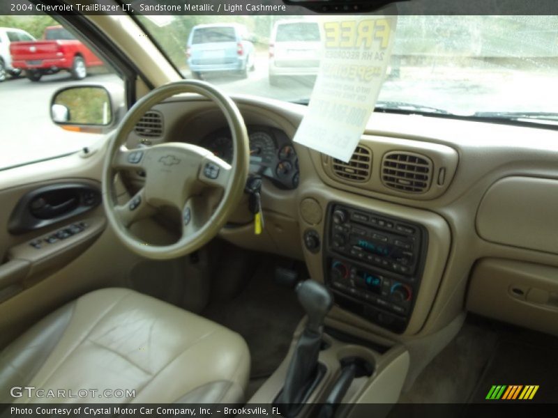 Sandstone Metallic / Light Cashmere 2004 Chevrolet TrailBlazer LT