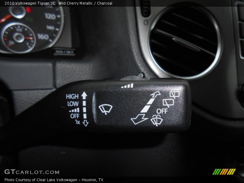 Wild Cherry Metallic / Charcoal 2010 Volkswagen Tiguan SE