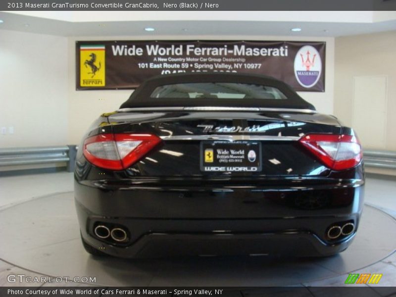 Nero (Black) / Nero 2013 Maserati GranTurismo Convertible GranCabrio