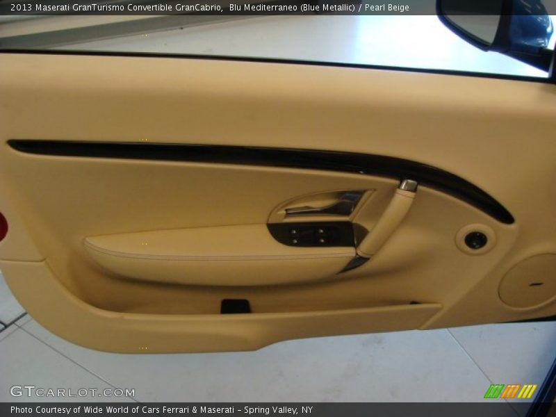 Blu Mediterraneo (Blue Metallic) / Pearl Beige 2013 Maserati GranTurismo Convertible GranCabrio