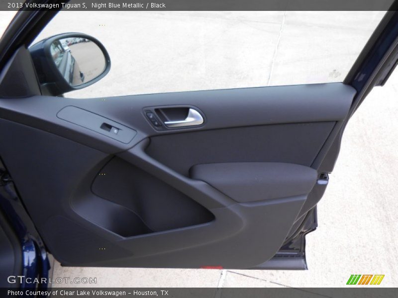 Night Blue Metallic / Black 2013 Volkswagen Tiguan S