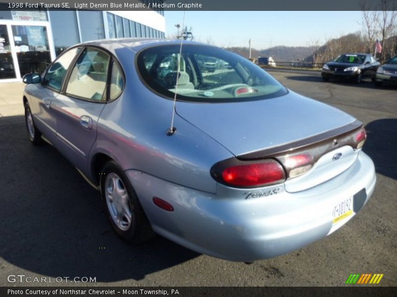 Light Denim Blue Metallic / Medium Graphite 1998 Ford Taurus SE