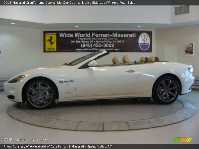Bianco Eldorado (White) / Pearl Beige 2013 Maserati GranTurismo Convertible GranCabrio
