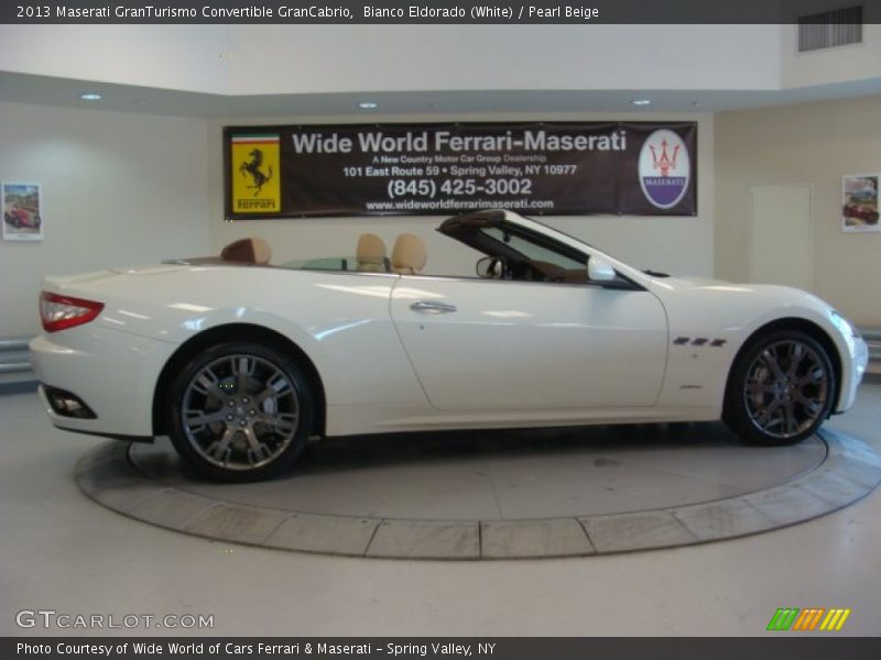 Bianco Eldorado (White) / Pearl Beige 2013 Maserati GranTurismo Convertible GranCabrio