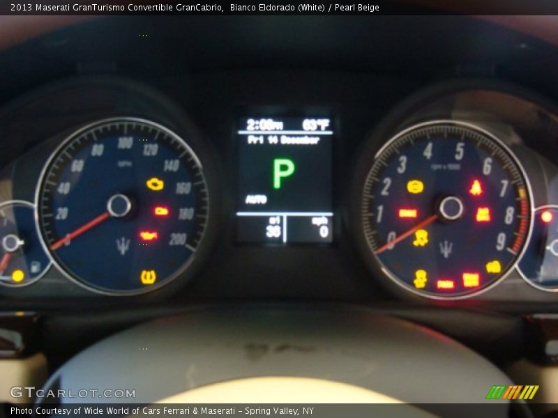 Bianco Eldorado (White) / Pearl Beige 2013 Maserati GranTurismo Convertible GranCabrio