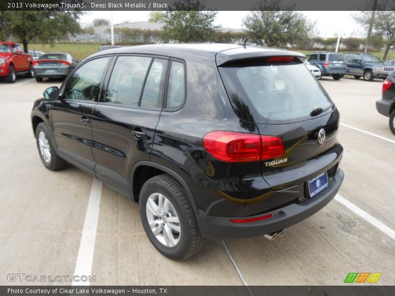 Deep Black Metallic / Black 2013 Volkswagen Tiguan S