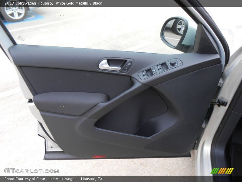 Door Panel of 2013 Tiguan S