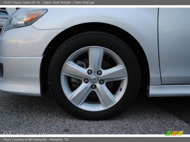 Classic Silver Metallic / Dark Charcoal 2010 Toyota Camry SE V6