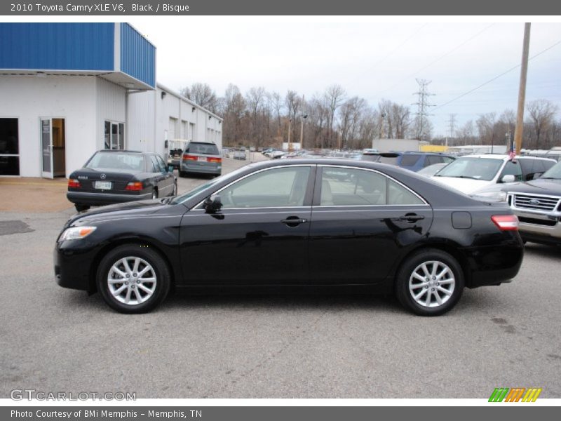 Black / Bisque 2010 Toyota Camry XLE V6