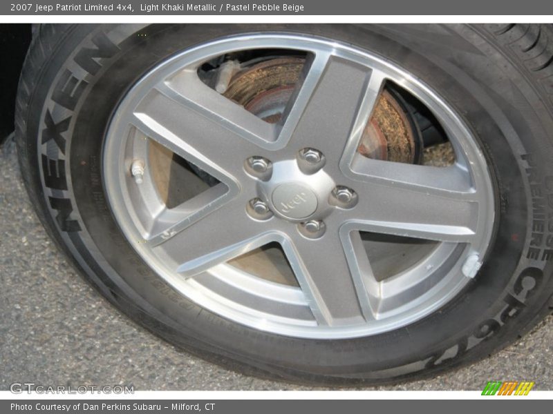 Light Khaki Metallic / Pastel Pebble Beige 2007 Jeep Patriot Limited 4x4