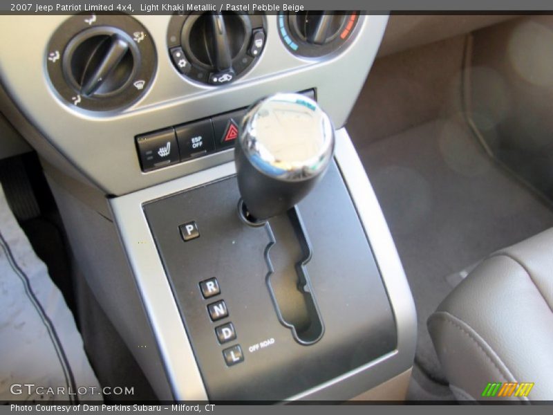 Light Khaki Metallic / Pastel Pebble Beige 2007 Jeep Patriot Limited 4x4