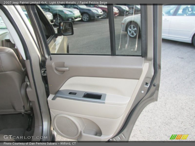 Light Khaki Metallic / Pastel Pebble Beige 2007 Jeep Patriot Limited 4x4