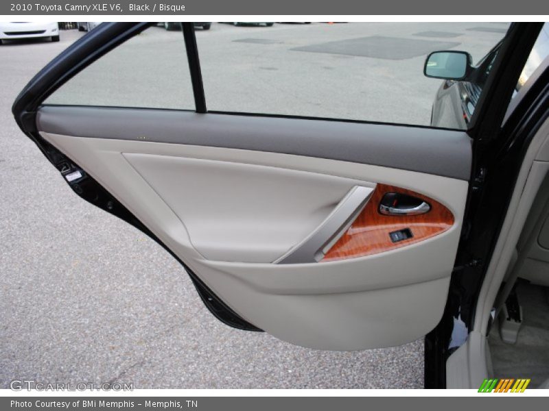 Black / Bisque 2010 Toyota Camry XLE V6