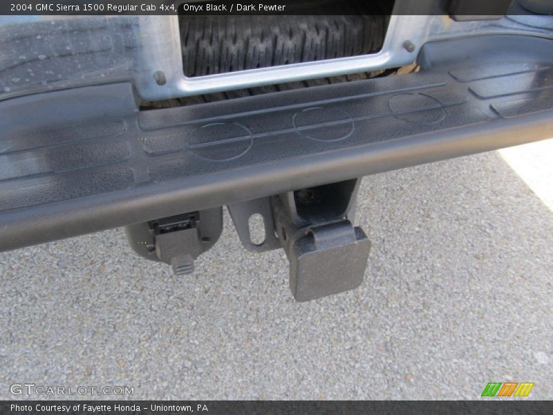 Onyx Black / Dark Pewter 2004 GMC Sierra 1500 Regular Cab 4x4