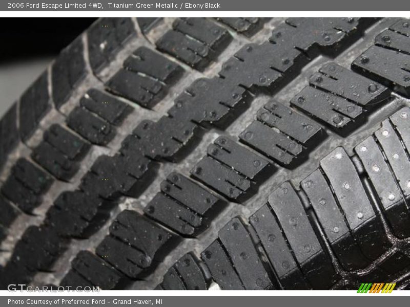 Titanium Green Metallic / Ebony Black 2006 Ford Escape Limited 4WD