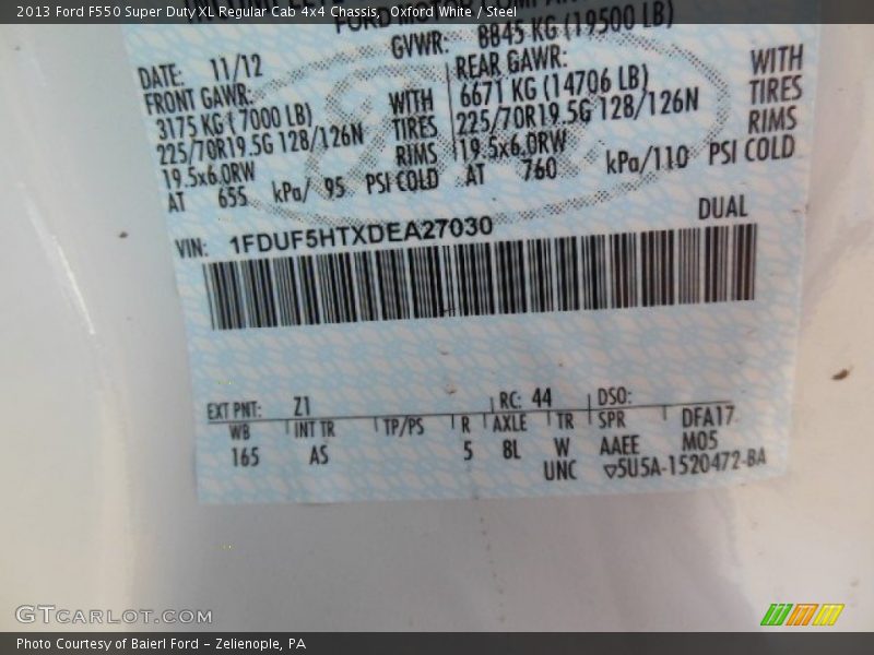 2013 F550 Super Duty XL Regular Cab 4x4 Chassis Oxford White Color Code Z1