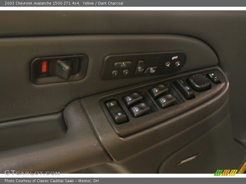 Controls of 2003 Avalanche 1500 Z71 4x4