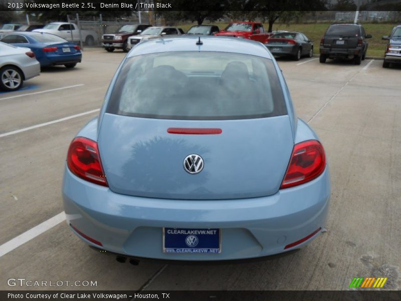 Denim Blue / Titan Black 2013 Volkswagen Beetle 2.5L