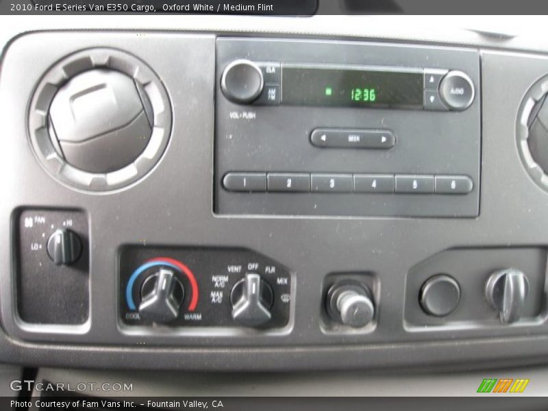 Controls of 2010 E Series Van E350 Cargo