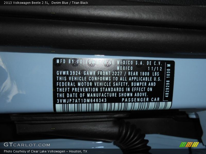 Denim Blue / Titan Black 2013 Volkswagen Beetle 2.5L