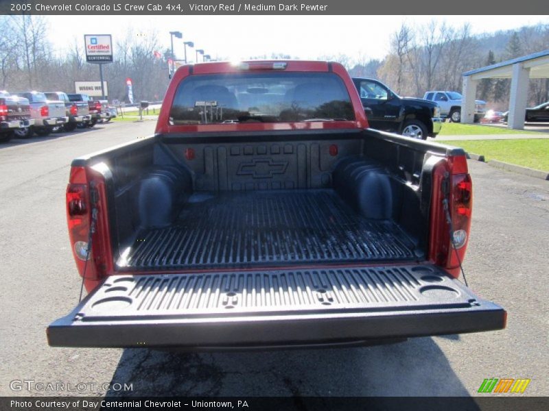 Victory Red / Medium Dark Pewter 2005 Chevrolet Colorado LS Crew Cab 4x4