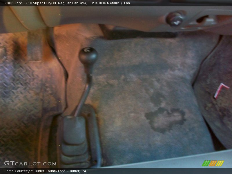 True Blue Metallic / Tan 2006 Ford F350 Super Duty XL Regular Cab 4x4