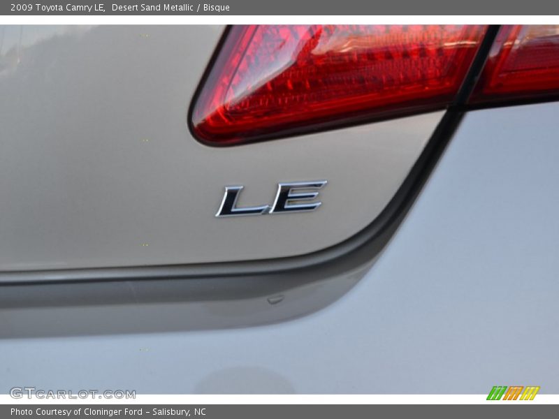 Desert Sand Metallic / Bisque 2009 Toyota Camry LE