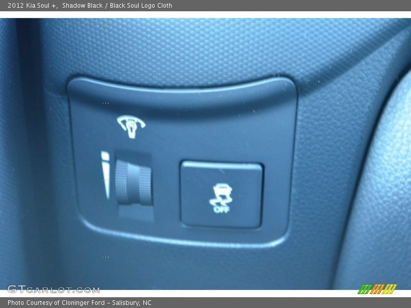 Shadow Black / Black Soul Logo Cloth 2012 Kia Soul +