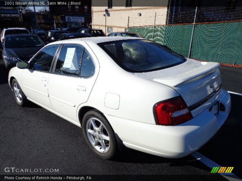 Satin White / Blond 2001 Nissan Altima SE