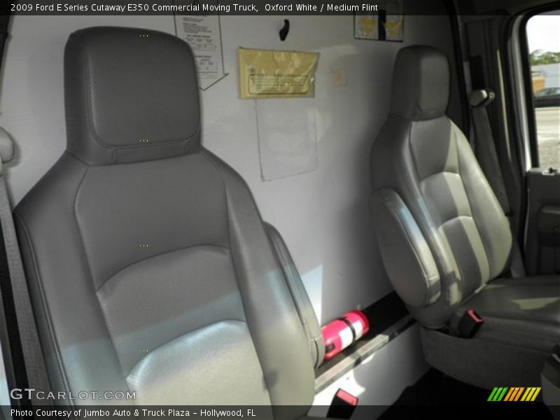 Oxford White / Medium Flint 2009 Ford E Series Cutaway E350 Commercial Moving Truck