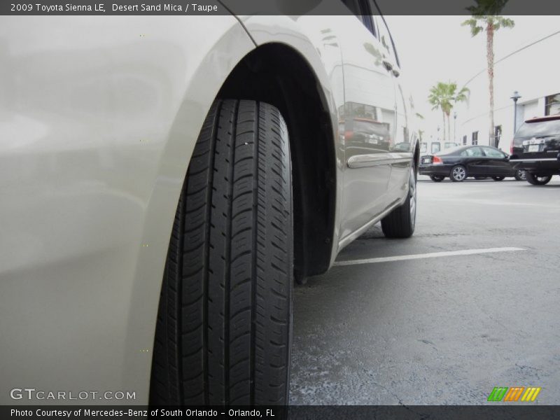 Desert Sand Mica / Taupe 2009 Toyota Sienna LE