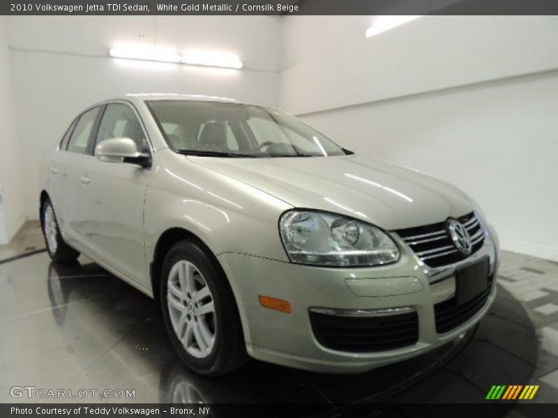 White Gold Metallic / Cornsilk Beige 2010 Volkswagen Jetta TDI Sedan