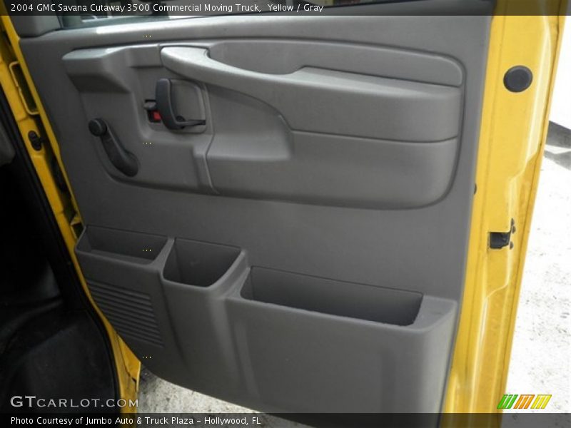 Yellow / Gray 2004 GMC Savana Cutaway 3500 Commercial Moving Truck