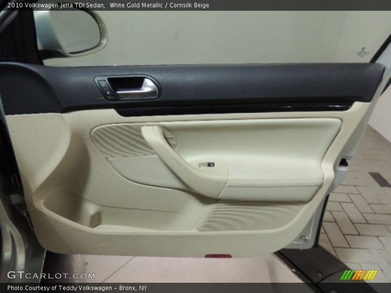 White Gold Metallic / Cornsilk Beige 2010 Volkswagen Jetta TDI Sedan