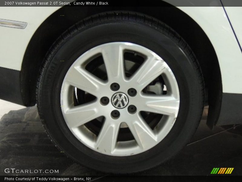 Candy White / Black 2007 Volkswagen Passat 2.0T Sedan