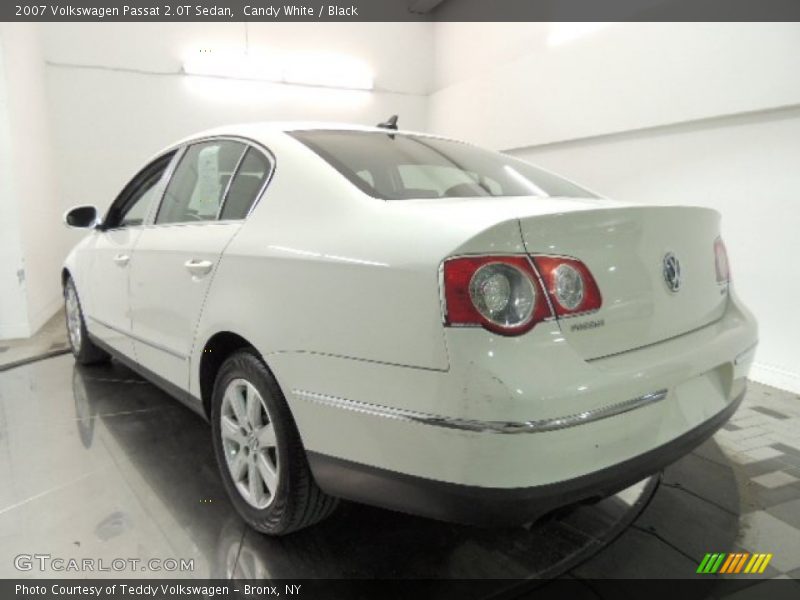 Candy White / Black 2007 Volkswagen Passat 2.0T Sedan