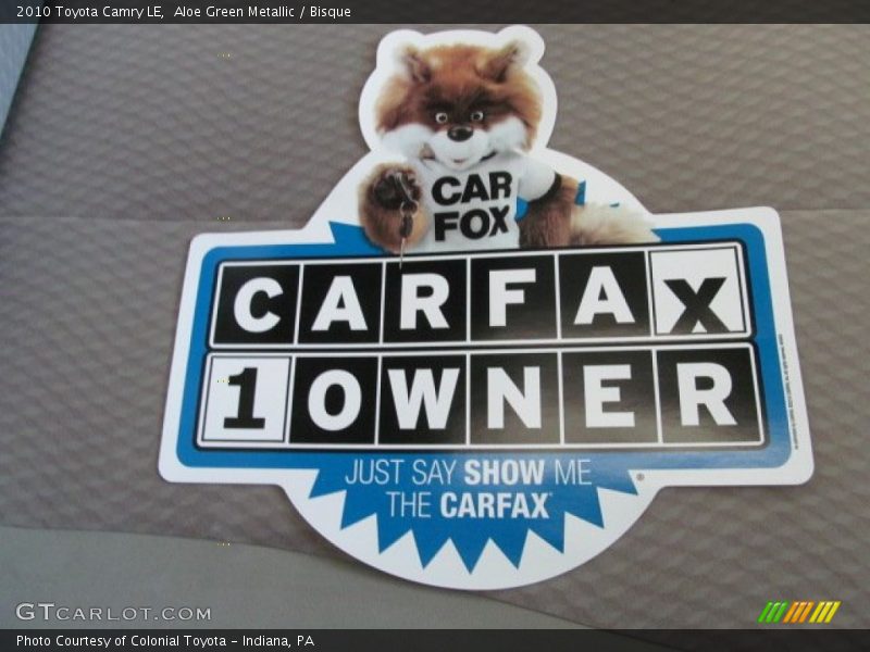 Aloe Green Metallic / Bisque 2010 Toyota Camry LE