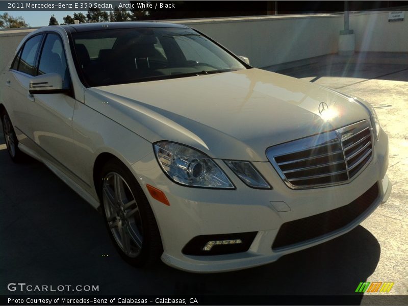 Arctic White / Black 2011 Mercedes-Benz E 350 Sedan