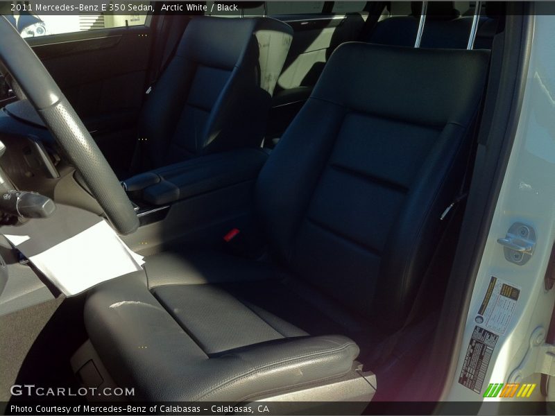 Arctic White / Black 2011 Mercedes-Benz E 350 Sedan