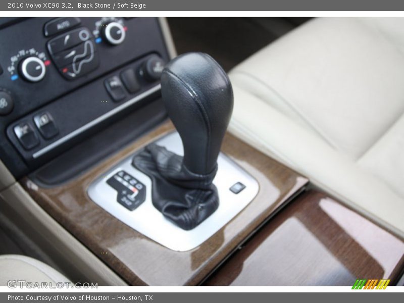 Black Stone / Soft Beige 2010 Volvo XC90 3.2