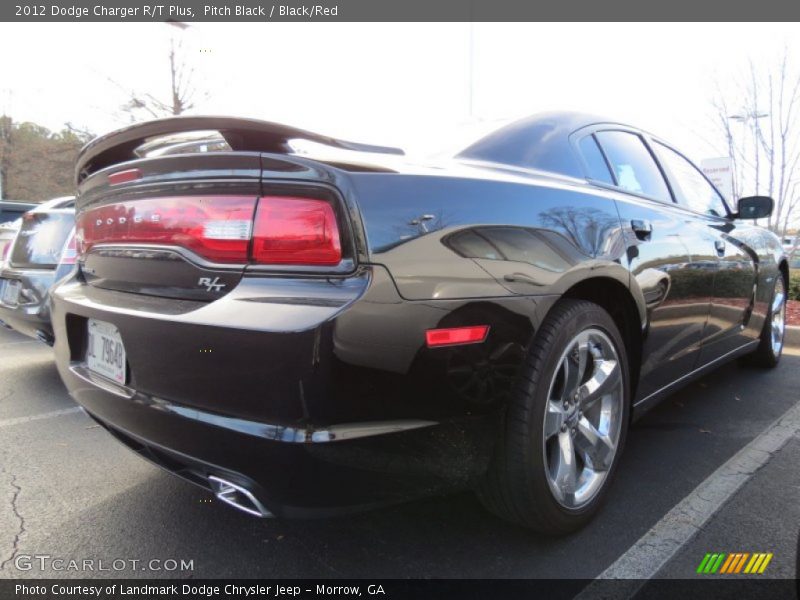 Pitch Black / Black/Red 2012 Dodge Charger R/T Plus