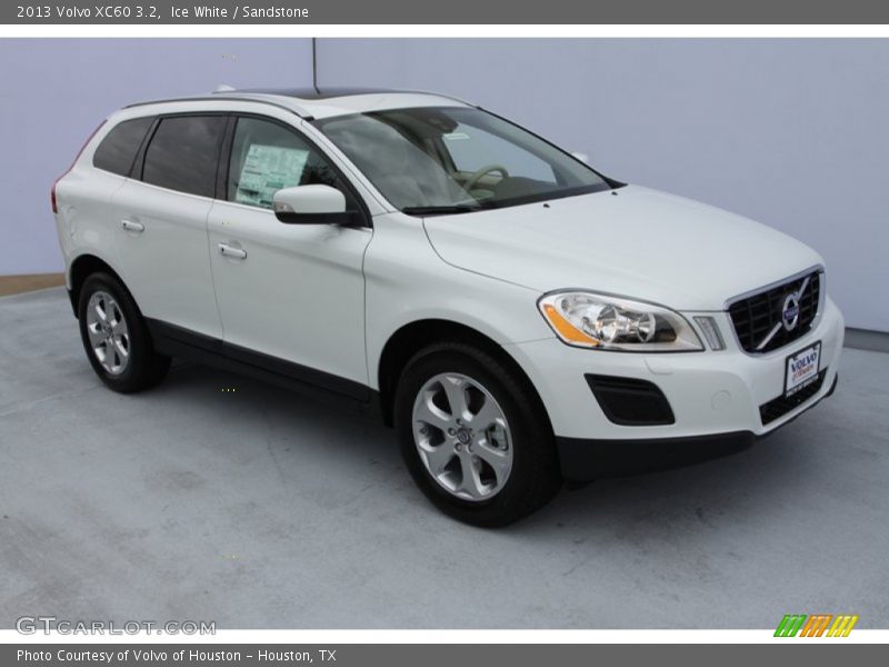 Ice White / Sandstone 2013 Volvo XC60 3.2